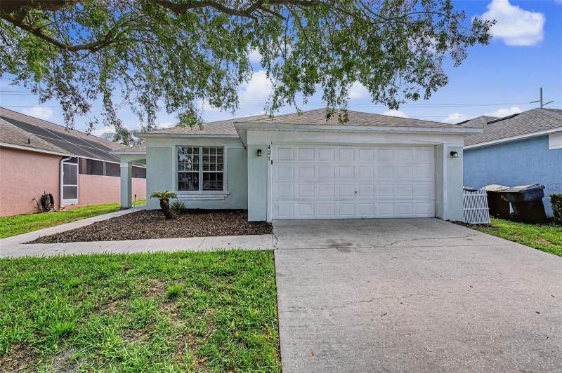 3 bedroom Single Family Residence at 421 HOLBORN LOOP, VILLAS OF WESTRIDGE, DAVENPORT — photo 1