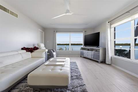 4440 Exeter Drive #106, Longboat Key FL - photo 7 of 26