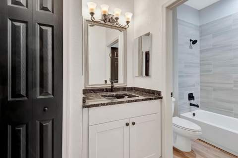 5035 Lakescene Place, Sarasota FL - photo 9 of 28