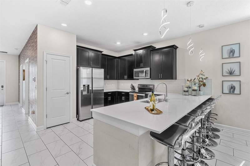 7 bedroom Single Family Residence at 9032 Sommerset Hills Drive, Stoneybrook South North Prcl Ph 5, Davenport — photo 3