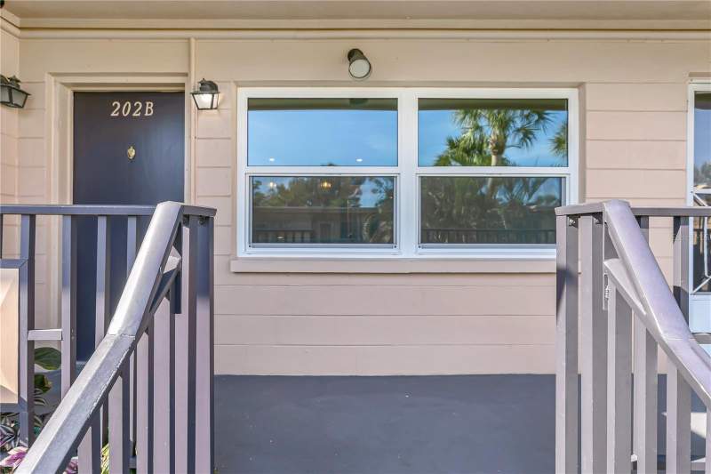 2 bedroom Condominium at 216 36th Avenue #202B, North East Garden Apts, St Petersburg — photo 3