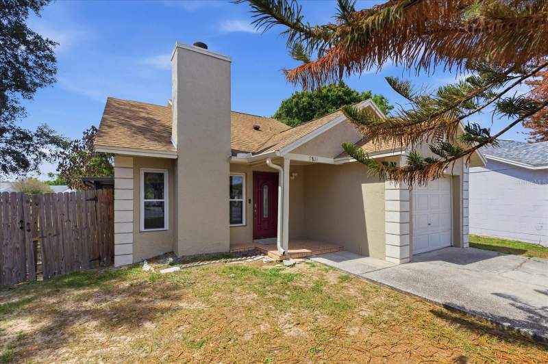 3 bedroom Single Family Residence at 7811 Wortham Court, Devonwood, Orlando — photo 2