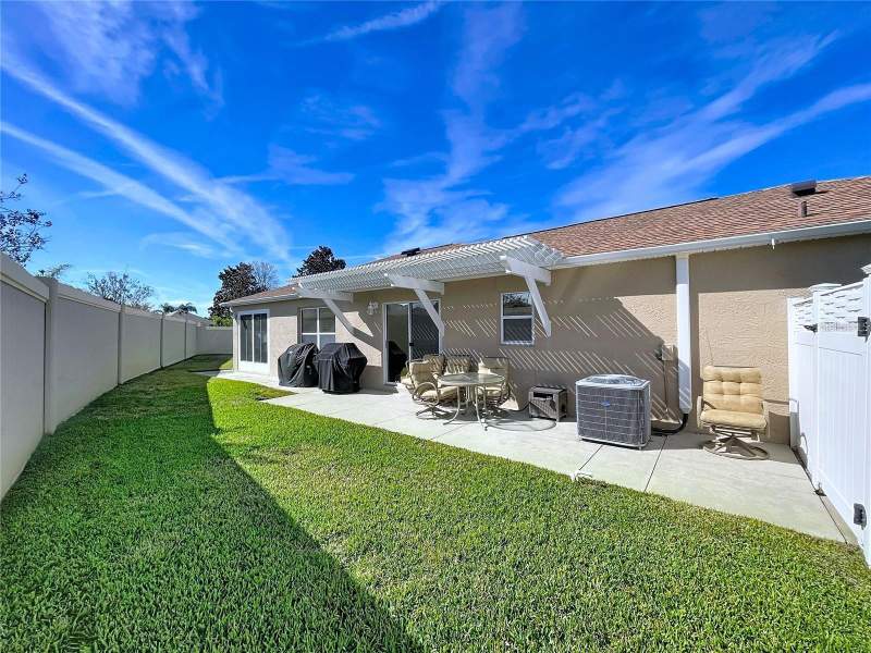 2 bedroom Villa at 388 Bradley Terrace, Villages Of Sumter Alexa Villas, The Villages — photo 5