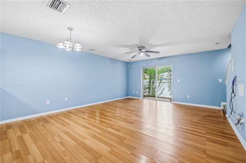 8431 Edgewater Place Boulevard, Tampa FL - photo 6 of 24