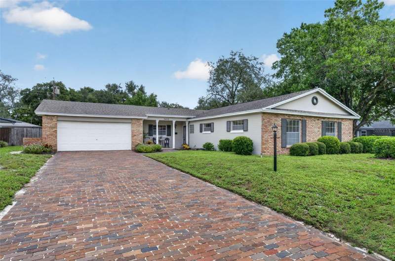 4 bedroom Single Family Residence at 2453 Worthington Road, English Estates Unit 3, Maitland — photo 1
