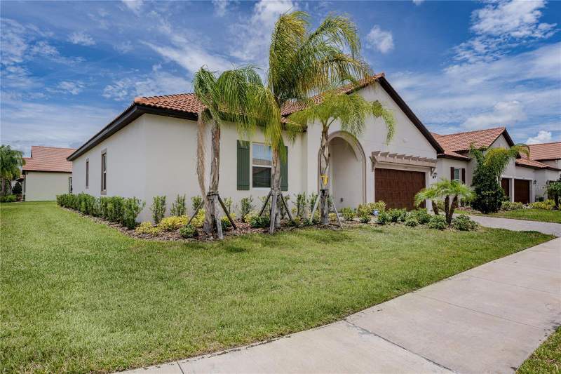 2 bedroom Single Family Residence at 17439 Holly Well Avenue, Forest Brooke Active Adult Phase 8A, Wimauma — photo 2