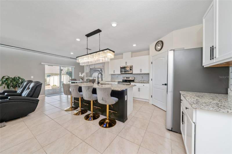 5 bedroom Single Family Residence at 2208 Canaan Drive, Eden Hills Ph 2, Lake Alfred — photo 4