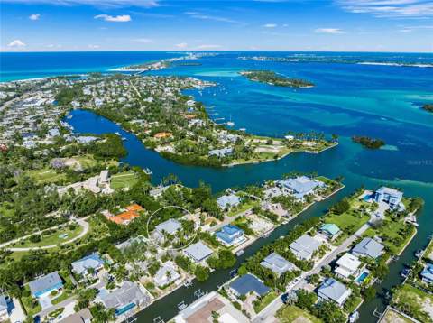 569 Juan Anasco Drive, Longboat Key FL - photo 6 of 81