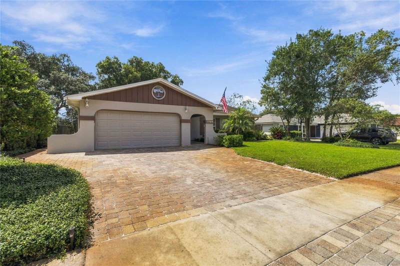 3 bedroom Single Family Residence at 1044 Forest Circle, Oak Forest Unit 2A, Winter Springs — photo 3