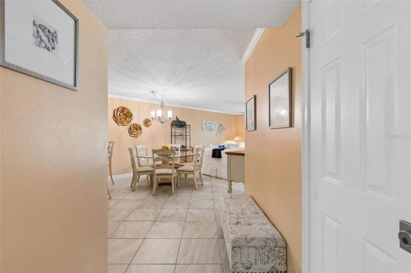 2 bedroom Condominium at 6085 Bahia Del Mar Boulevard #106, Vista Verde Unit II, St Petersburg — photo 4