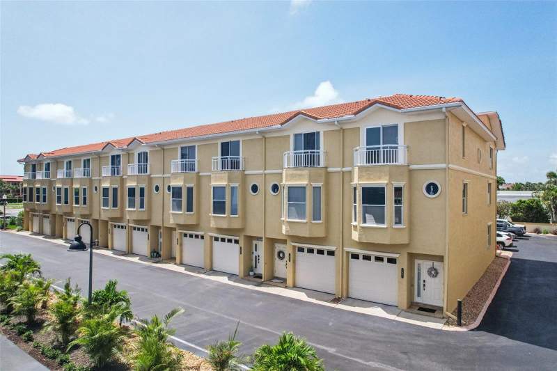 Tierra Sound Townhomes
