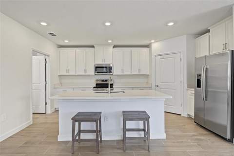 32062 Griffin Sands Lane, San Antonio FL - photo 9 of 85