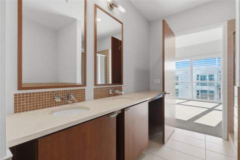 111 N 12th Street #1811, Tampa FL - photo 14 of 33