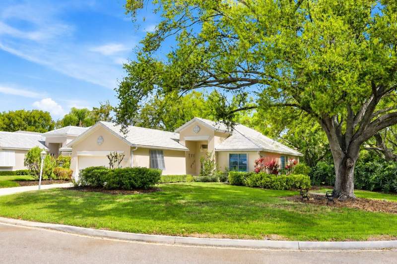 7904 HAMPTON COURT home for sale in University Park Country Club Homes for Sale: Median $900K