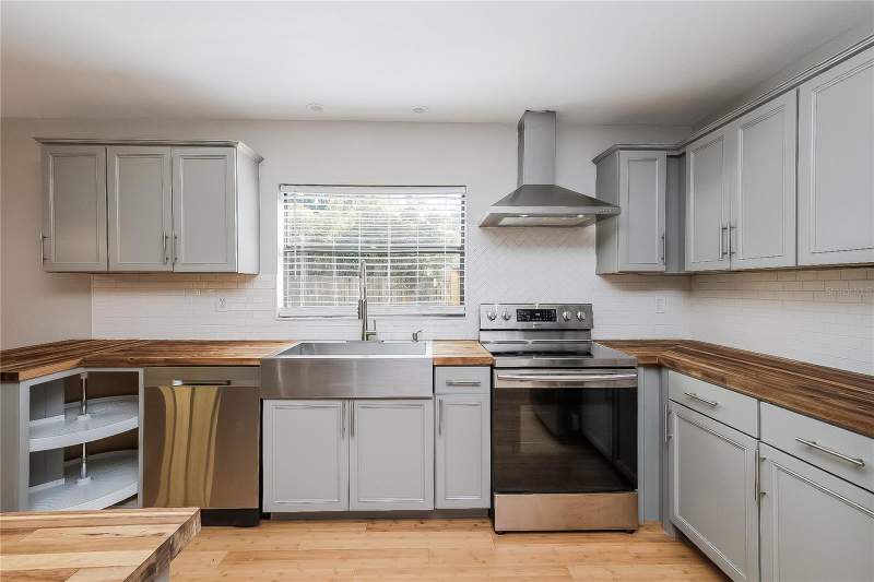 3 bedroom Single Family Residence at 515 SANDALWOOD DRIVE, WALDEN LAKE SUB UN 1, PLANT CITY — photo 5