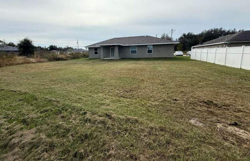 3 bedroom Single Family Residence at 6823 SW 129th Street, Marion Oaks Un 10, Ocala — photo 2