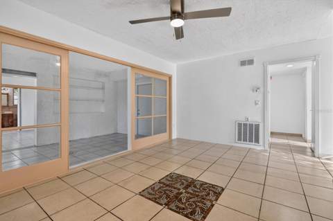 208 Palmyra Drive, Orlando FL - photo 11 of 59