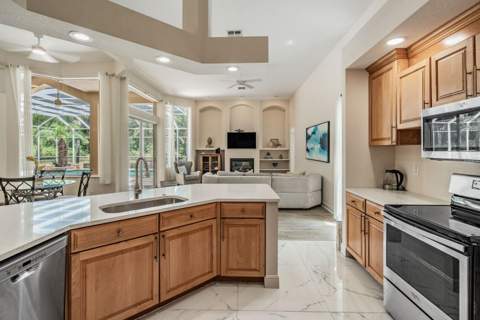 4561 Roanoak Way, Palm Harbor FL - photo 19 of 74