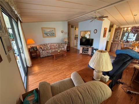 1532 W Schwartz Boulevard, Lady Lake FL - photo 6 of 14