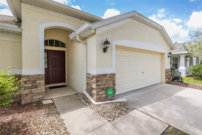 4 bedroom Single Family Residence at 13312 Old Florida Circle, Pine Ridge At Sugar Creek, Hudson — photo 2
