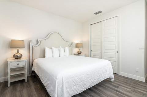 1136 Castle Pines Court, Reunion FL - photo 7 of 58