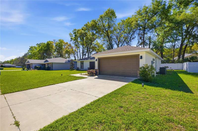 3 bedroom Single Family Residence at 6870 SW 109th Lane, Oak Ridge Estate, Ocala — photo 3