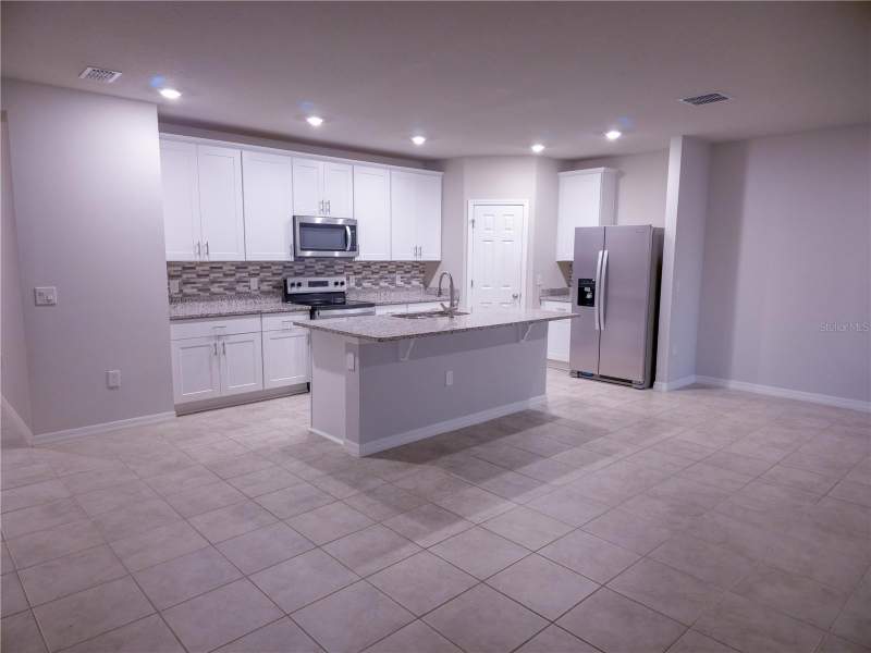 4 bedroom Single Family Residence at 3301 Weitzel Drive, Hammock Reserve Ph 1, Haines City — photo 5