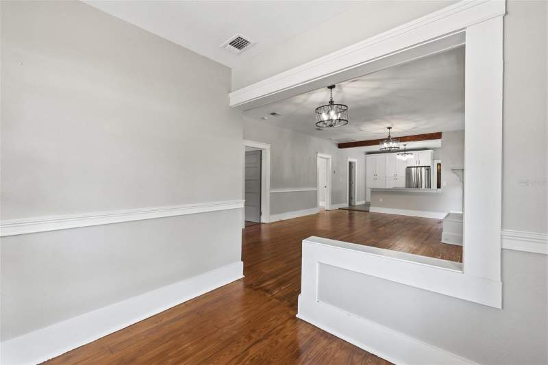 6 bedroom Single Family Residence at 236 W North Street, North Park Annex, Tampa — photo 3