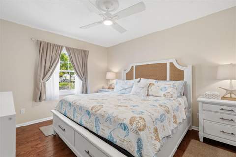 5117 Salmon Drive #B, St Petersburg FL - photo 15 of 57