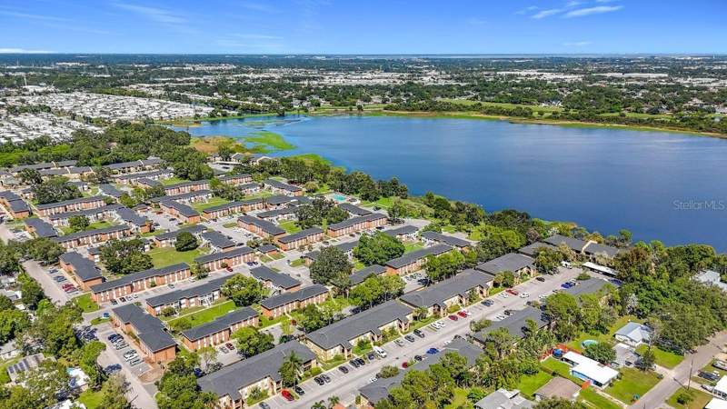 2 bedroom Condominium at 10199 Sailwinds Boulevard #201, Bella Vista On Lake, Largo — photo 3