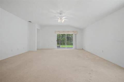 5526 Gallant Fox Court, Wesley Chapel FL - photo 8 of 28