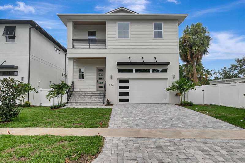 Davis Islands Pb10 Pg52 To 57 And Pb17 Pg5Homes for Sale in Tampa, FL