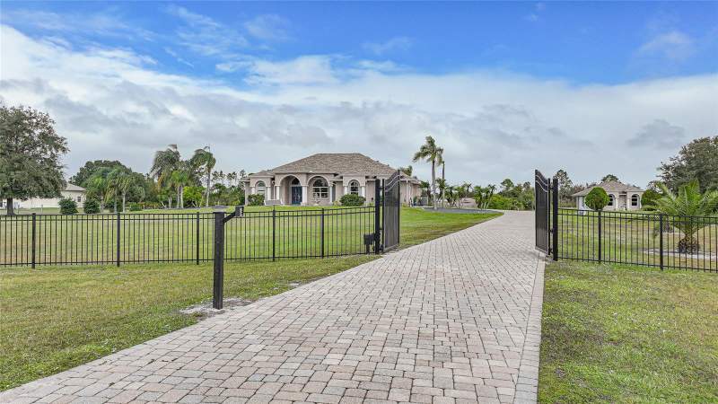 3 bedroom Single Family Residence at 17300 River Ranch Court, Prairie Creek Park, Punta Gorda — photo 4