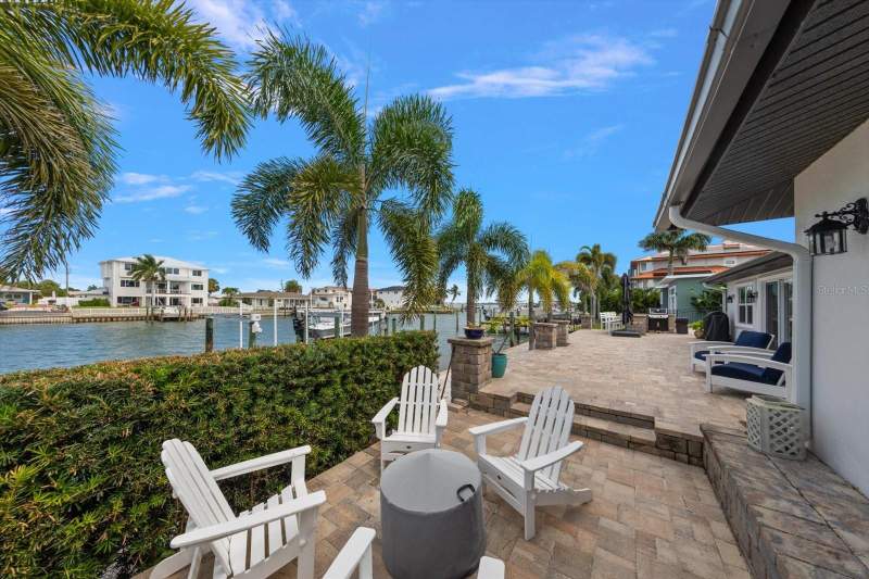 4 bedroom Single Family Residence at 430 Palm Island, Island Estates Of Clearwater Unit 6-A, Clearwater Beach — photo 5