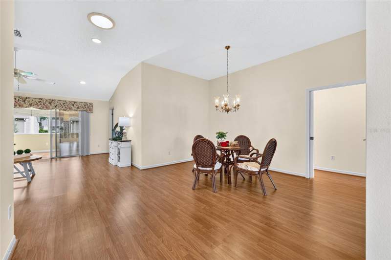 3 bedroom Single Family Residence at 3064 Burbank Lane, The Villages, The Villages — photo 4