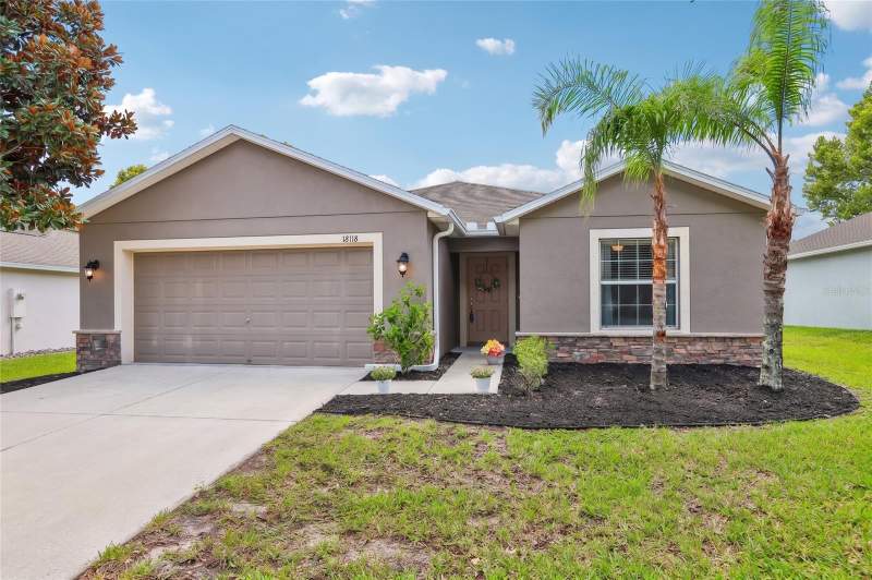 18118 ARBOR CREST DRIVE home for sale in Briar Oaks Village