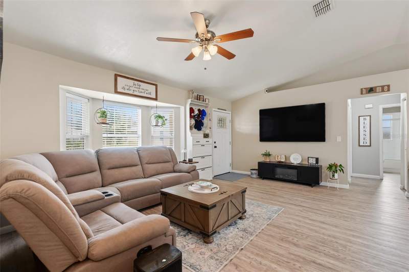 3 bedroom Single Family Residence at 8426 SE 156th Street, Orange Blossom Hills 10, Summerfield — photo 5