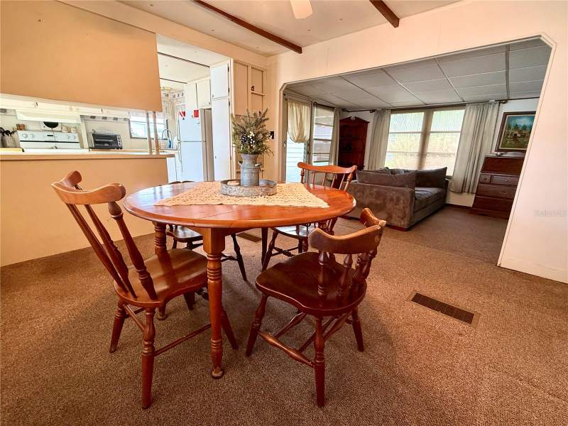 2 bedroom Mobile Home at 6035 Ridgewood Drive, Green Hills Estates, Zephyrhills — photo 5