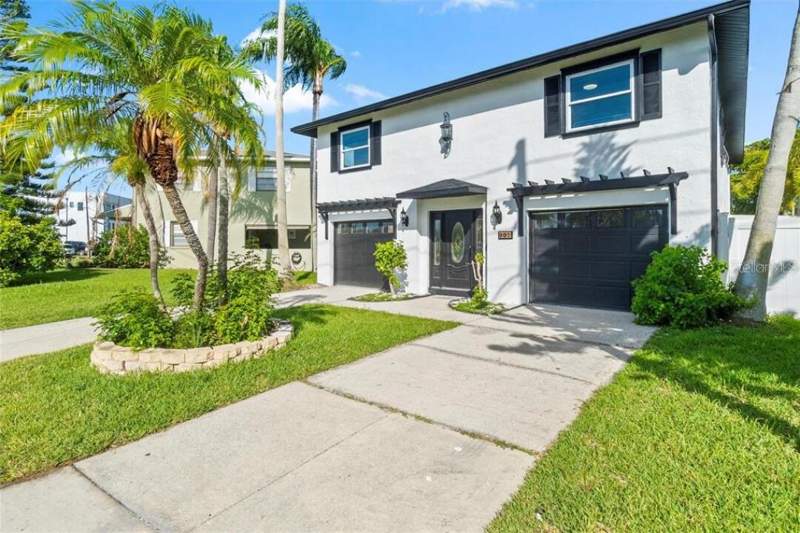 4 bedroom Single Family Residence at 307 161st Avenue, Redington Beach Homes 2nd Add, Redington Beach — photo 4