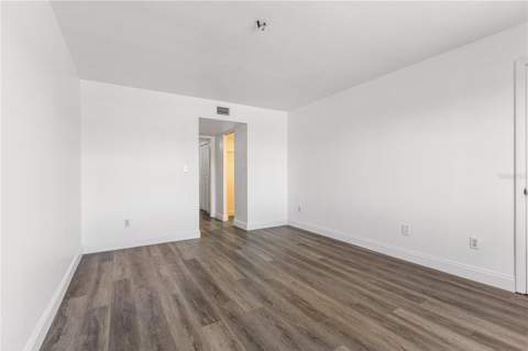 5080 Locust Street #322, St Petersburg FL - photo 14 of 28