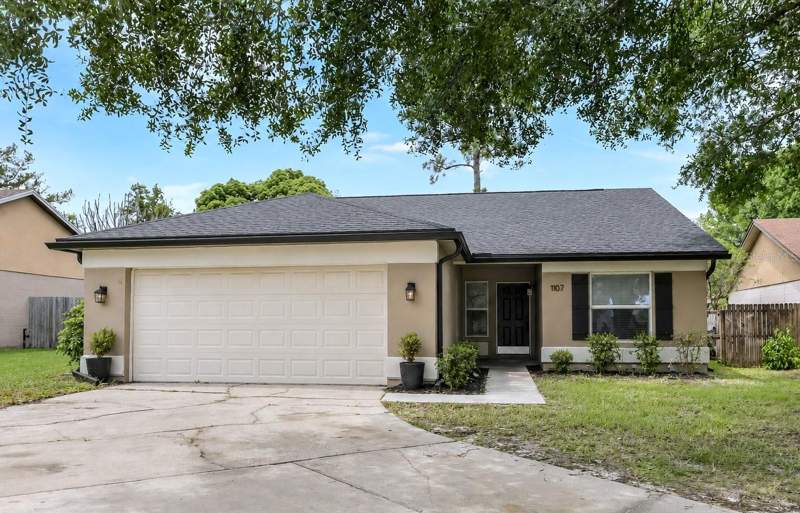 1107 COVINGTON STREET home for sale in Alafaya Woods