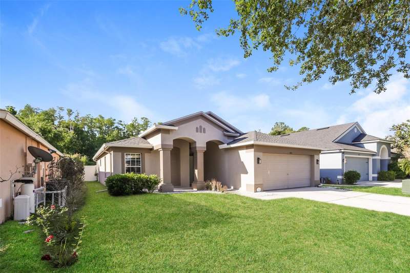 4 bedroom Single Family Residence at 5921 War Admiral Drive, Lexington Oaks, Wesley Chapel — photo 2