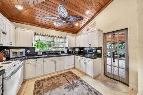 830 Lake Davis Drive, Orlando FL - photo 12 of 73