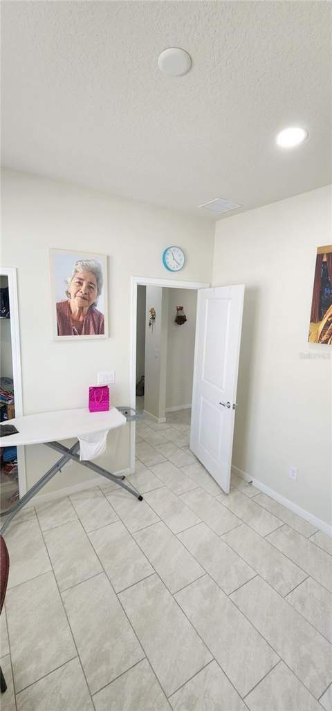 1823 Spring Shower Cir, Kissimmee FL - photo 24 of 38