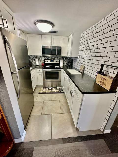 5207 Turquoise Lane #202, New Port Richey FL - photo 8 of 26
