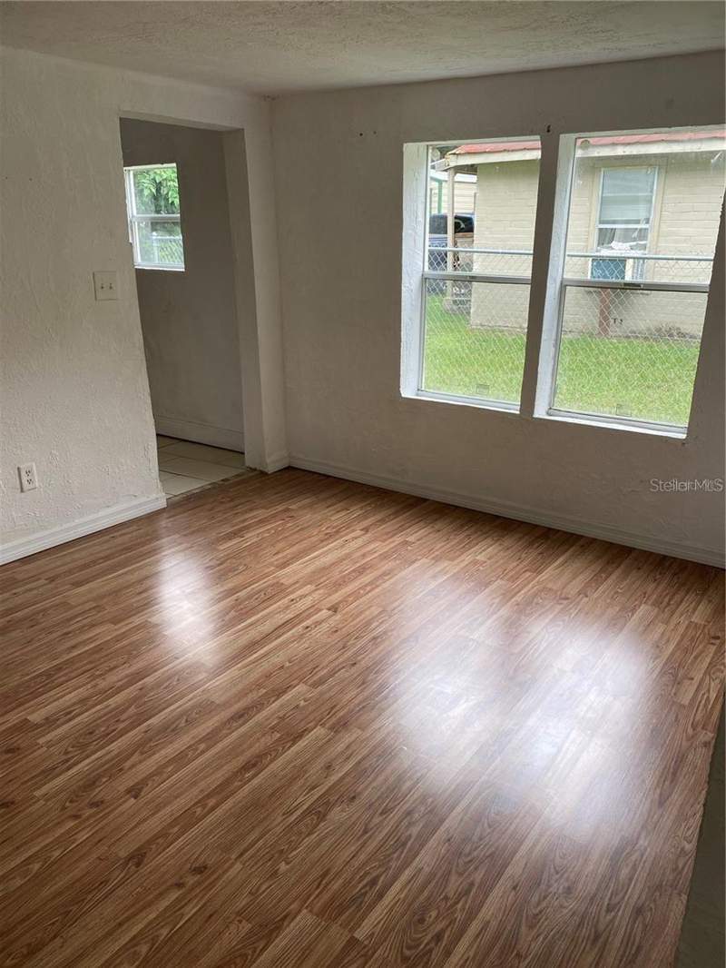 3 bedroom Single Family Residence at 414 NW 9th Avenue, Clines Sub, Ocala — photo 2