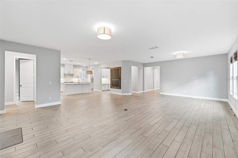 6 bedroom Single Family Residence at 8236 Procida Isle Lane, Windermere Isle Ph 2, Windermere — photo 4