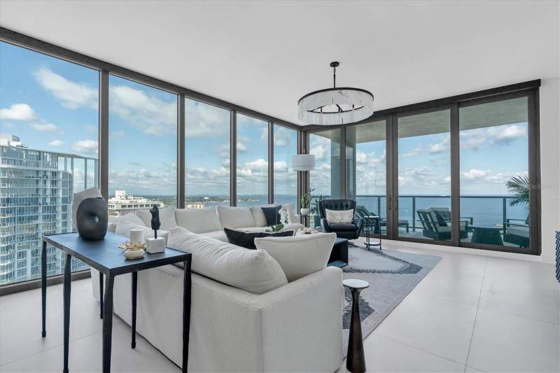 3 bedroom Condominium at 301 1st Street #3003, Saltaire Condo, St Petersburg — photo 3