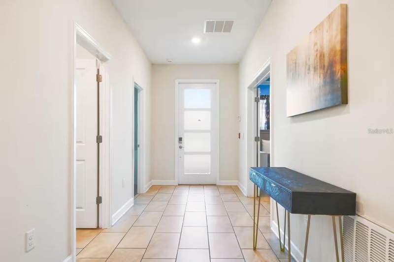 8 bedroom Single Family Residence at 4550 Narrative Lane, Storey Lake II, Kissimmee — photo 2