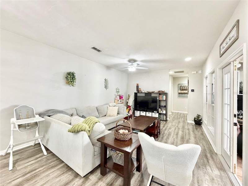 2 bedroom Single Family Residence at 7090 NW 52nd Terrace, Blues Creek Unit 1-A Rep, Gainesville — photo 5